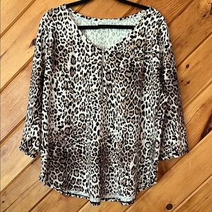 Green Envelope Leopard Animal Print Women's Top 3/4 sleeves 3X Made in USA fall